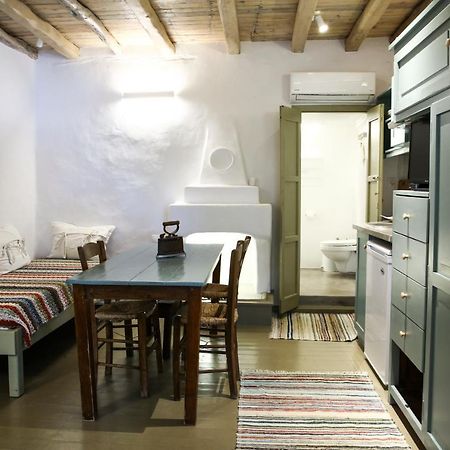 Ghermaniko Guesthouse ดามูคารี ภายนอก รูปภาพ